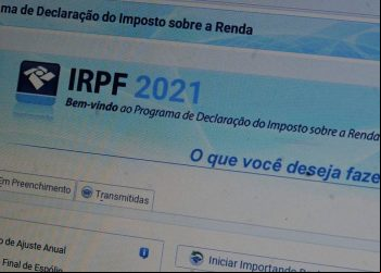 Pouco mais de um terço dos contribuintes enviou declaração do IR
