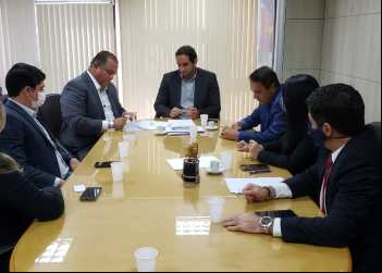 Gomes e Gaguim buscam celeridade na liberação de mais de 200 milhões para investimento de infraestrutura no Tocantins
