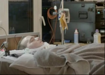 Homem completamente paralisado surpreende com primeiras palavras após implante inédito: 'Quero uma cerveja'