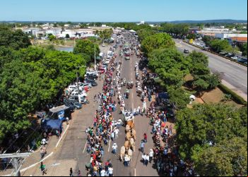 Veja os bastidores da tradicional cavalgada da 31ª EXPOGUARAI