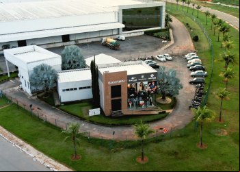 Grupo Sallo realiza desfile no topo do prédio mais alto do Centro-Norte do Brasil