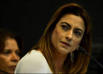 Soraya Thronicke registra candidatura à Presidência no TSE