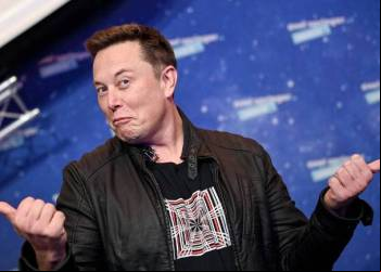 Elon Musk planeja demitir metade dos funcionários do Twitter e extinguir home office