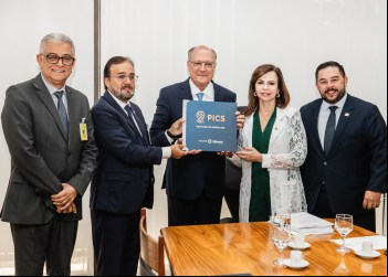 Governo do Tocantins Avança Rumo ao Desenvolvimento no Setor de Fertilizantes com Acordo Estratégico