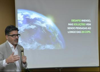 Governo do Tocantins Desbrava Fronteiras Ambientais: Programa Jurisdicional de REDD+ é Destaque em Encontro Internacional