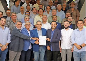 Poder Legislativo e Governo do Tocantins Unem Esforços para Impulsionar Feiras Agropecuárias em 2024