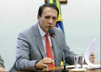 Deputado Carlos Gaguim Assume Papel Crucial na Comissão Mista de Orçamento do Congresso Nacional